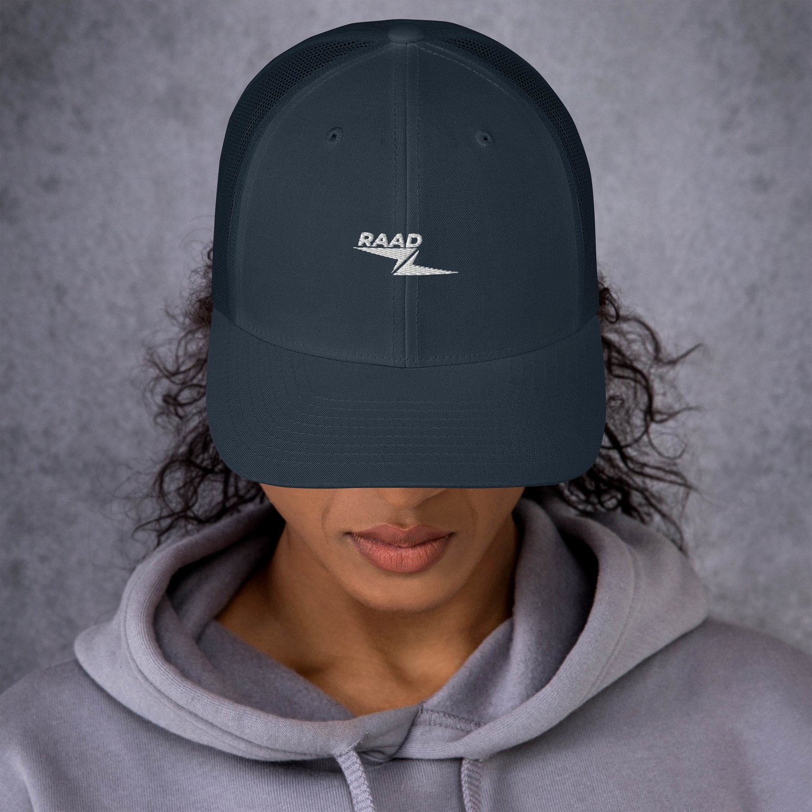 Casquette Trucker Rétro Brodée – Style Urbain Unisexe – Image 99