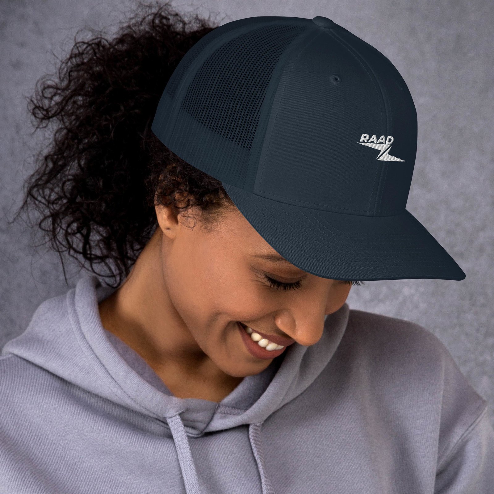 Casquette Trucker Rétro Brodée – Style Urbain Unisexe – Image 131