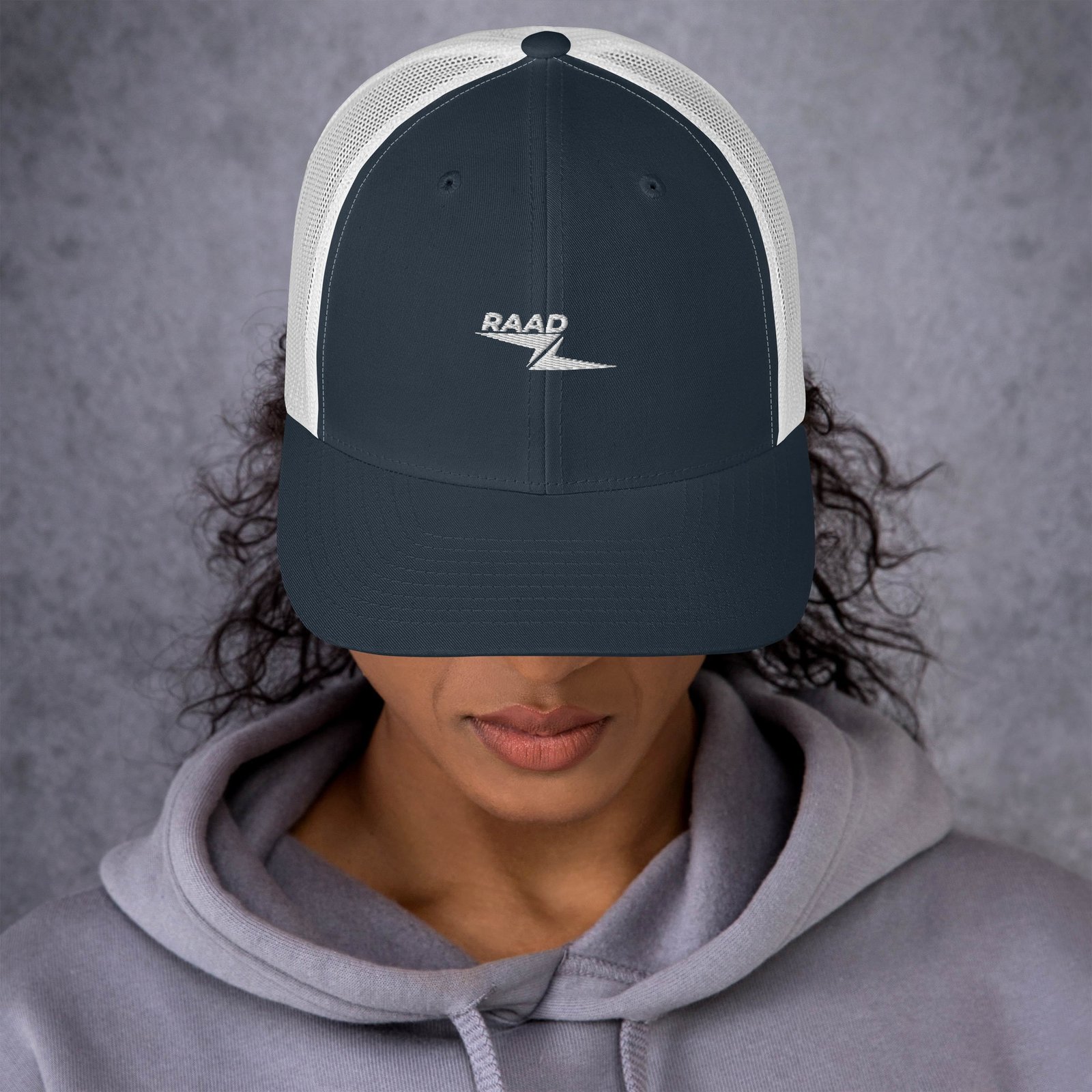 Casquette Trucker Rétro Brodée – Style Urbain Unisexe – Image 100